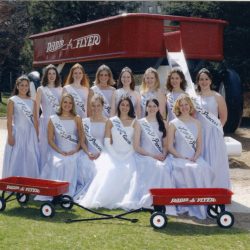 Queen Emily Leva and the 2002 Royal Court.